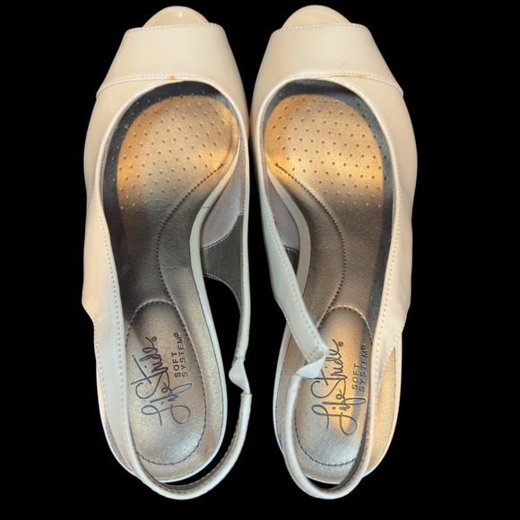 Life Stride Soft System Pumps Womens 10 Nude Patent Slingback Peep Toe NWOT - Picture 6 of 9